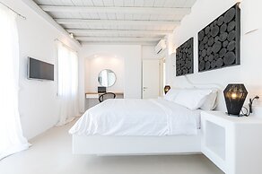 Carpe Diem Villas Mykonos - Heated Pool