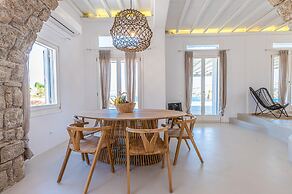 Carpe Diem Villas Mykonos - Heated Pool