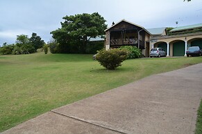 Thaba Tsweni Lodge and Safaris