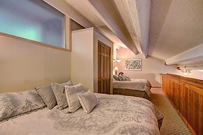 The Lift C212 2 Bedroom Condo by RedAwning