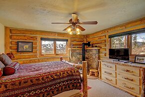 Barton  4 Bedroom Home by RedAwning