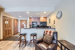 Highland Greens Lodge 210 1 Bedroom Condo by RedAwning