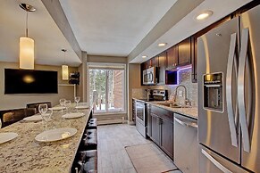 Peak 8 Ge E35 2 Bedroom Condo by RedAwning