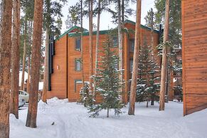 Peak 8 Ge E35 2 Bedroom Condo by RedAwning