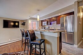 Peak 8 Ge E35 2 Bedroom Condo by RedAwning