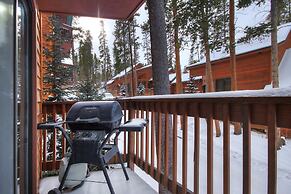 Peak 8 Ge E35 2 Bedroom Condo by RedAwning