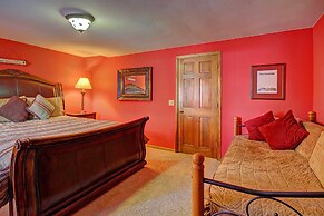 Gold King Lodge 8 Bedroom Home by RedAwning