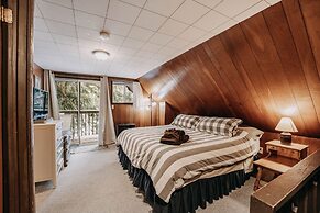 63mbr - Hot Tub - Bbq - Pets Ok - Wifi - Sleeps 6 2 Bedroom Home by Re