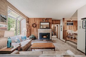 84sw - Sauna - Soaker Tub -  Fireplace - Sleeps 6 2 Bedroom Home by Re