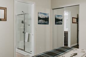 Glacier Springs – Cabin #16 - 1Br Cabin