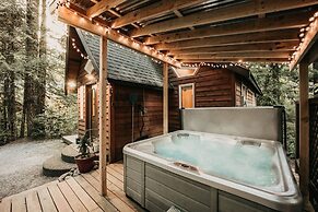 Glacier Springs – Cabin #16 - 1Br Cabin