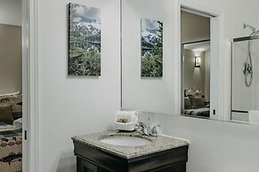 Glacier Springs – Cabin #16 - 1Br Cabin