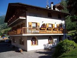 Alpen Hotel Rabbi