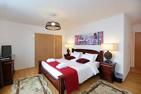 Waterfront Penthouse