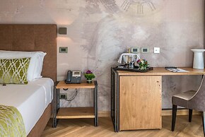 Navona Essence Hotel