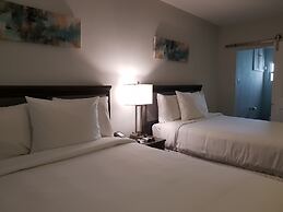 King's Hotel & Residences