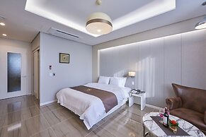 Gwangju Aura Hotel