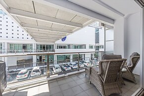 Princes Wharf 1BR Home Away From Home