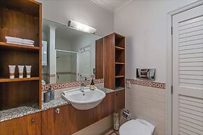 Princes Wharf 1BR Home Away From Home