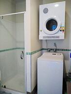 1BR Sub-Penthouse - Panoramic Views