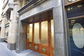 Flinders Lane-studio apartment