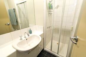 Flinders Lane-studio apartment