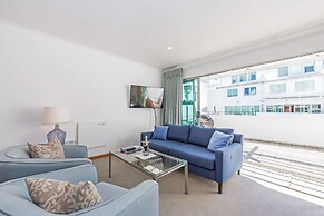 Elegant 2BR Princes Wharf Apartment