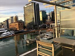 Princes Wharf - 1BR Comfortable Luxury