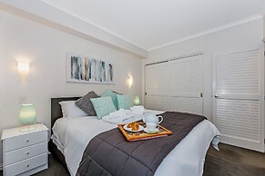 Princes Wharf - 1BR Comfortable Luxury
