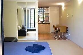 Riverpark-studio apartment