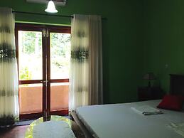 Yalegoda Walauwa Homestay
