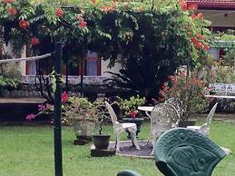 Yalegoda Walauwa Homestay