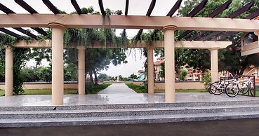 Holiday Resort & Spa A Unit of S Poddar Group