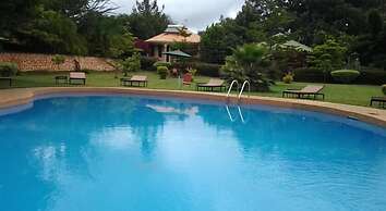 Flamingo Safari Lodge