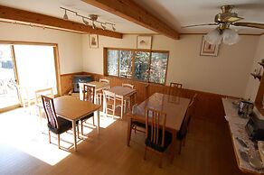 Guesthouse Chaconne Karuizawa