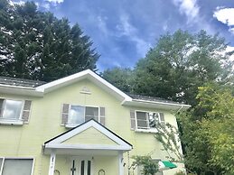 Guesthouse Chaconne Karuizawa