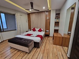 Darcys International Hotel