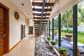 Ocean Luxury Villas Danang