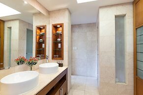 Ocean Luxury Villas Danang