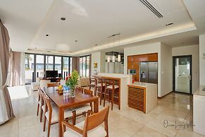 Ocean Luxury Villas Danang
