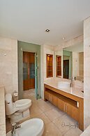 Ocean Luxury Villas Danang