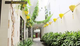 Annie Danang Hotel & Apartment