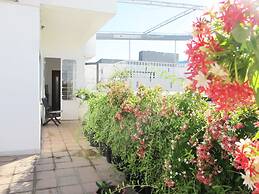 Annie Danang Hotel & Apartment