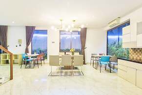 Annie Danang Hotel & Apartment