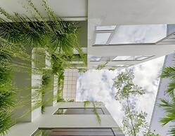 Annie Danang Hotel & Apartment