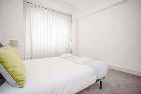 Liiiving in Porto Light Spacious Apartment