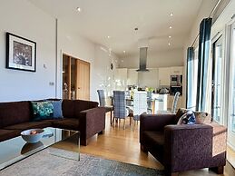 Your Space Apartments - The Hamilton's