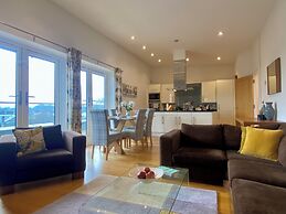 Your Space Apartments - The Hamilton's