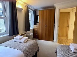 Your Space Apartments - Manor House