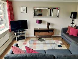 Your Space Apartments - Market Rise